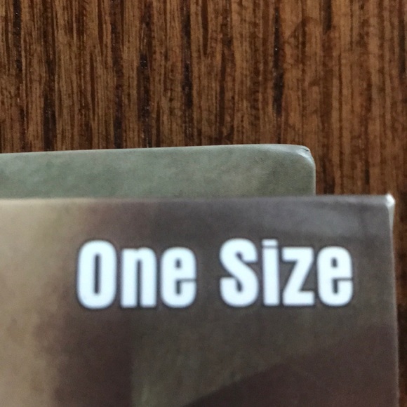 ❤️HOST PICK🌟🌟🌟RATED🌟Rhinestone net stockings - Picture 7 of 7